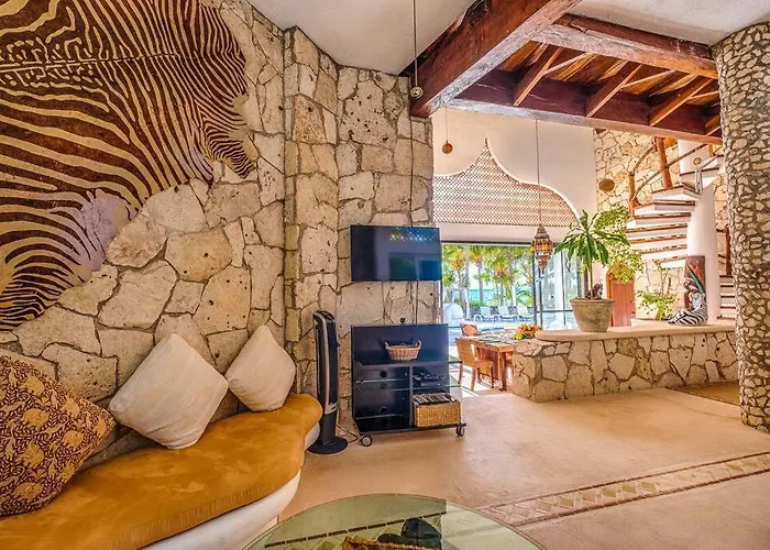 Private Pool With Stunning Views Of The Ocean The Ultimate Spot To Relax And Unwind *
